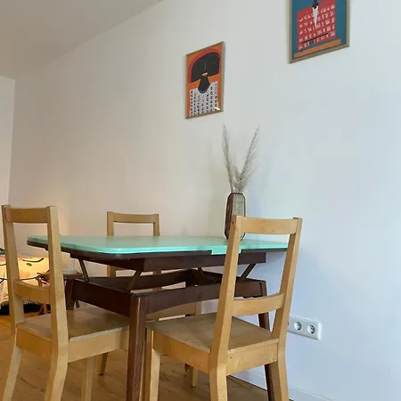 Stylisches Mit Kleiner Terrasse Apartment *